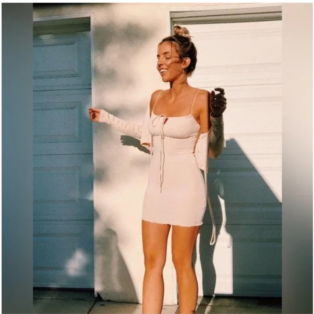 Verge Girl - Model Muse Knit Mini Dress in beige XS - Kendall Jenner - like new!